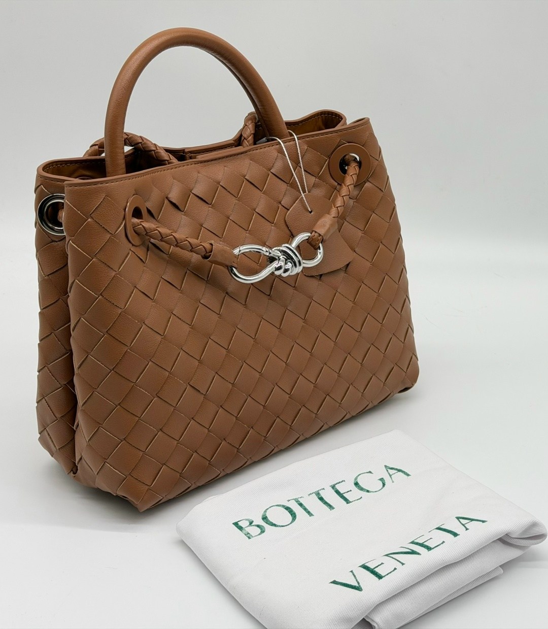 сумка bottega veneta женская,bottega veneta сумка,сумка bottega,сумка женская bottega,сумка bottega veneta коричневый