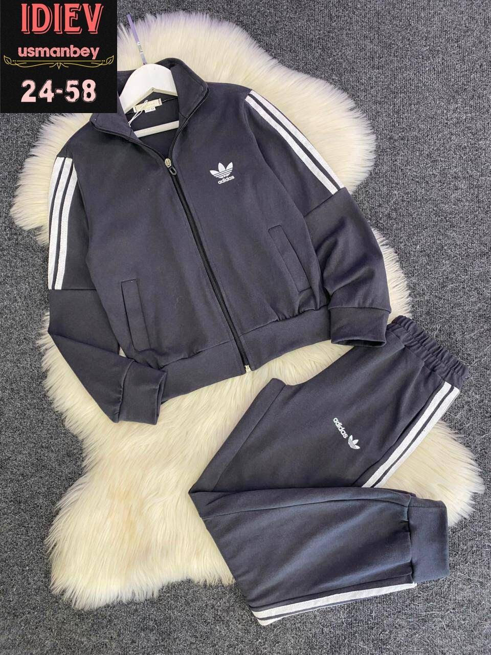 костюм adidas originals beckenbauer мужской бордовый,burgundy adidas tracksuit mens,спортивный костюм адидас бордовый мужской,бордовый костюм адидас ориджиналс,адидас бордо
