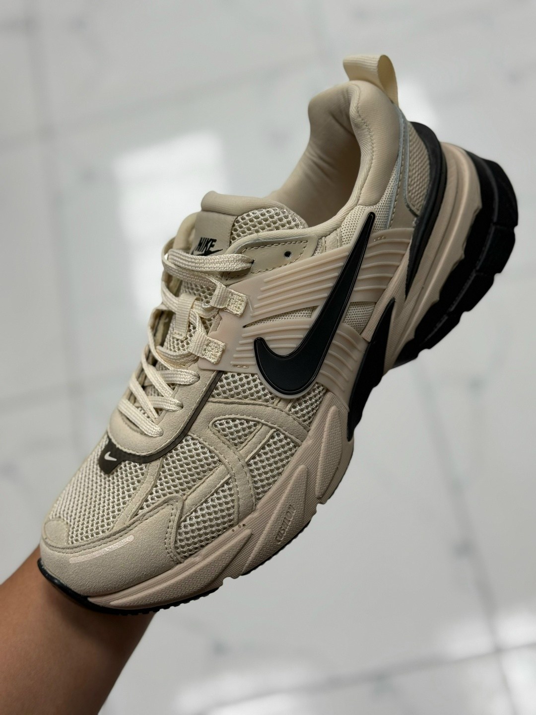 кроссовки nike,женские кроссовки nike,кроссовки nike v2k run,кроссовки nike v 2 k run,кроссовки найк