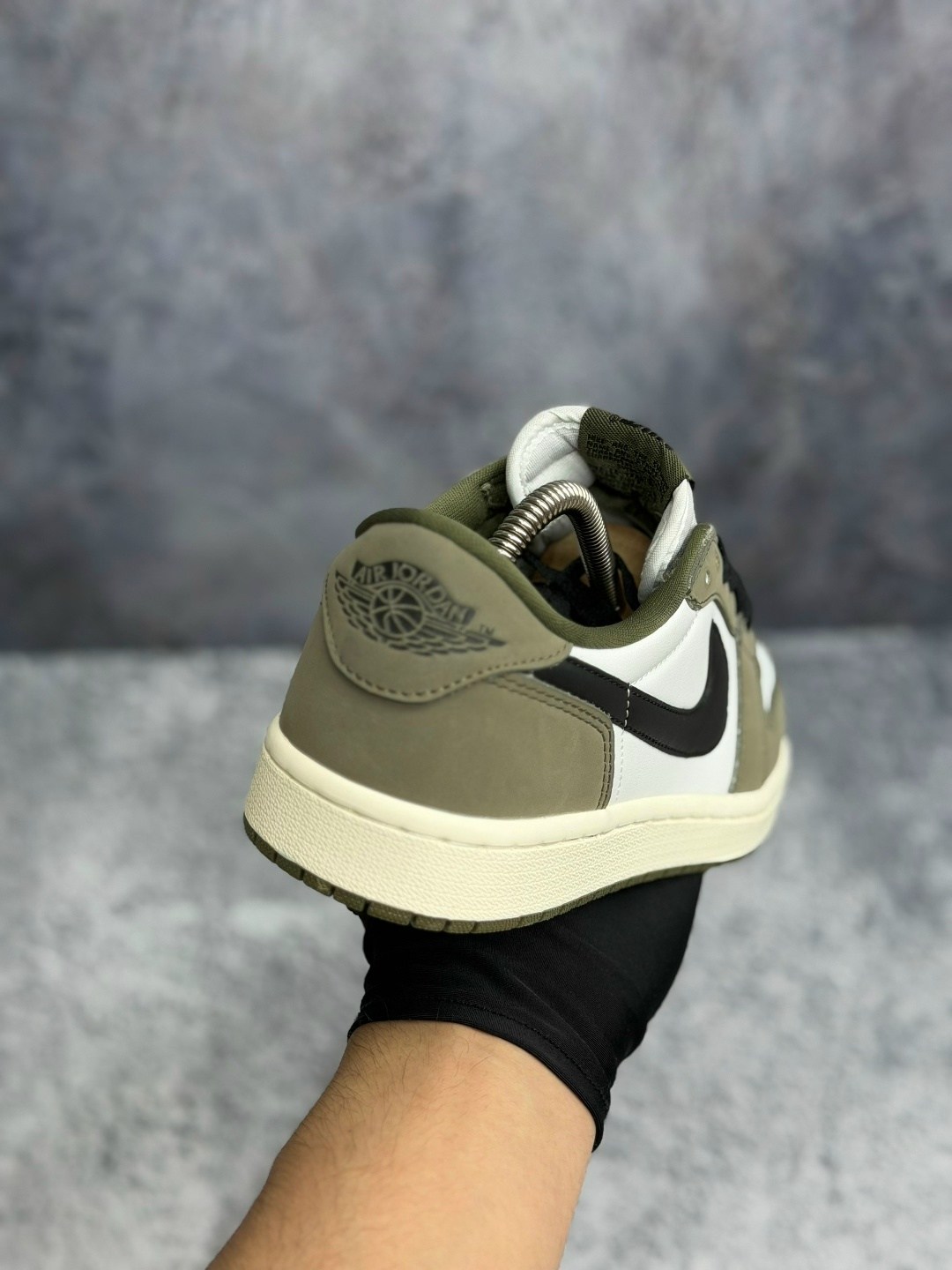кроссовки nike air jordan 1 golf travis scott neutral olive,кроссовки nike air jordan 1 low travis scott golf,кроссовки nike travis scott x air jordan 1 low,кроссовки nike air jordan 1 low,кроссовки
