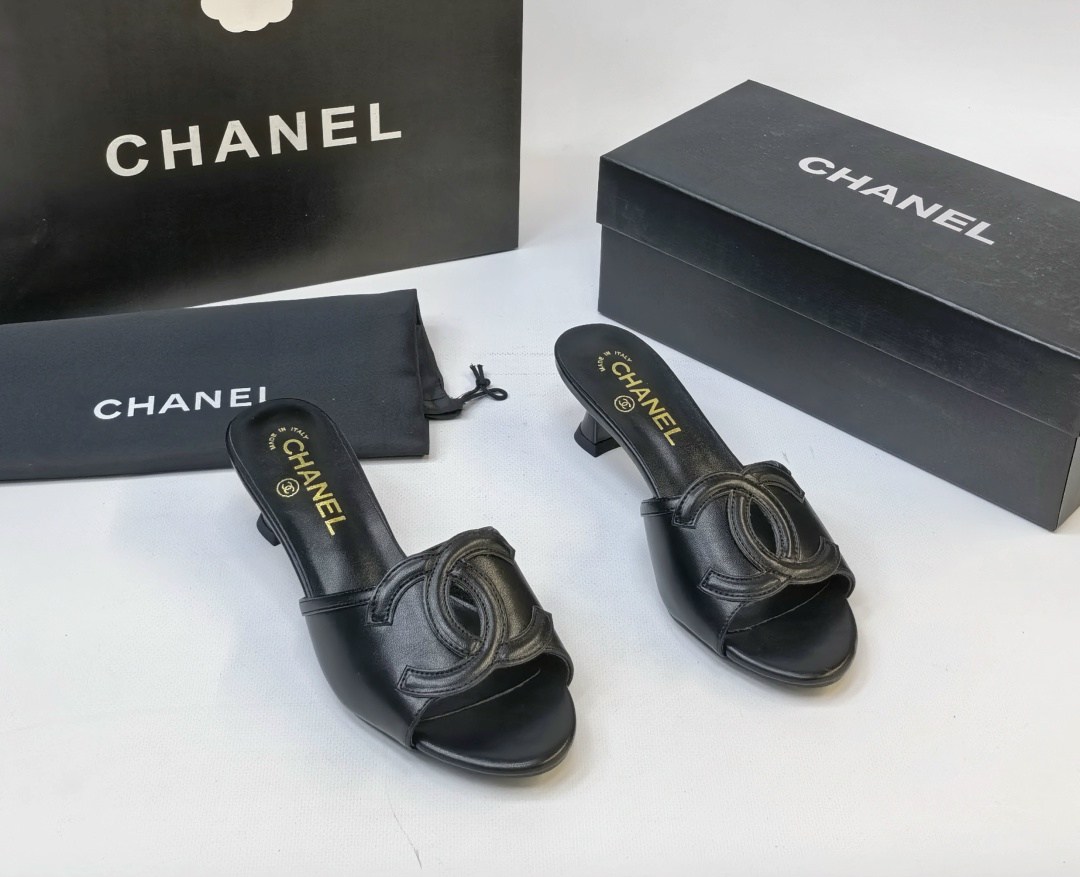 шлепанцы chanel,,босоножки chanel,шлепки шанель,пантолеты chanel
