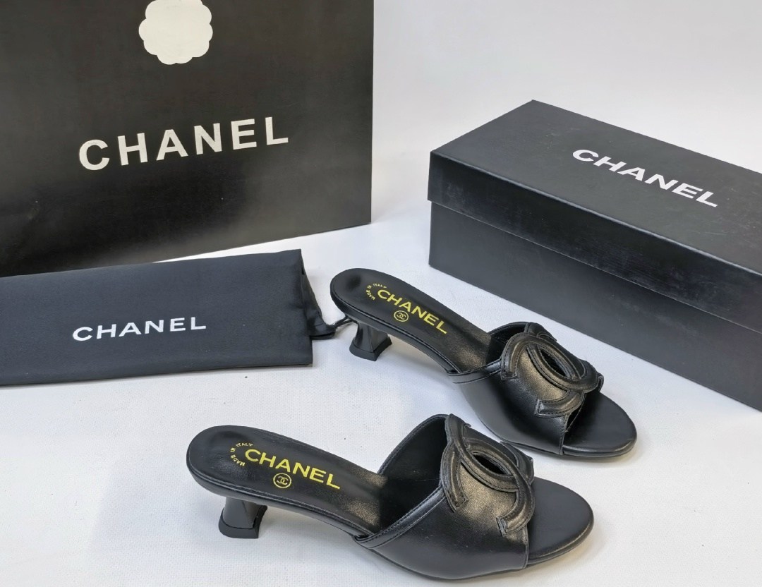 шлепанцы chanel,,босоножки chanel,шлепки шанель,пантолеты chanel