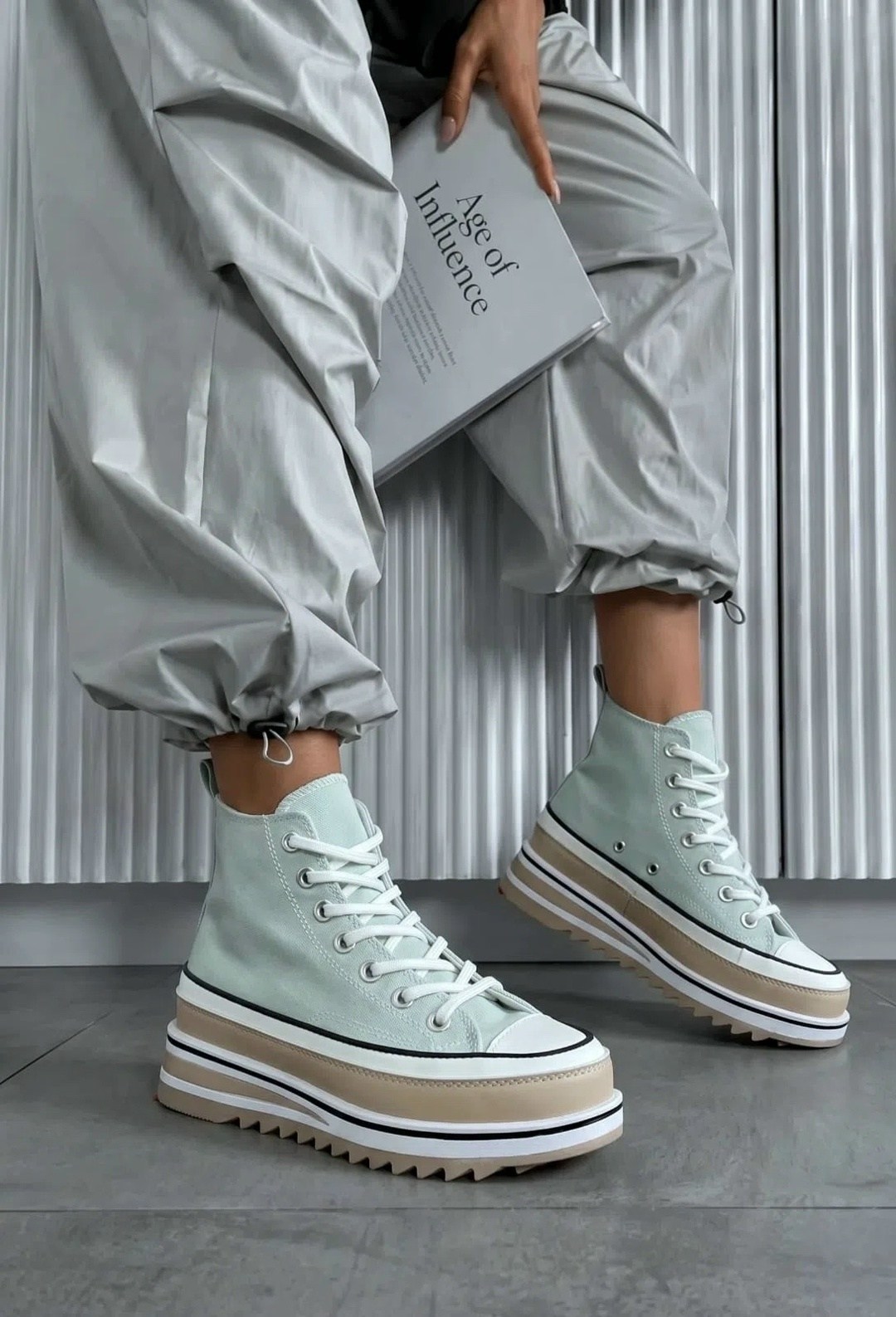 ,converse chuck taylor all star,кеды на высокие подошве,кеды стильные,кеды на высокой подошве женские
