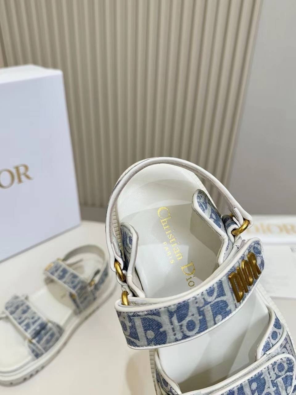 сандалии dior,женские летние сандалии диор,сандали диор,босоножки dior,босоножки кристиан диор