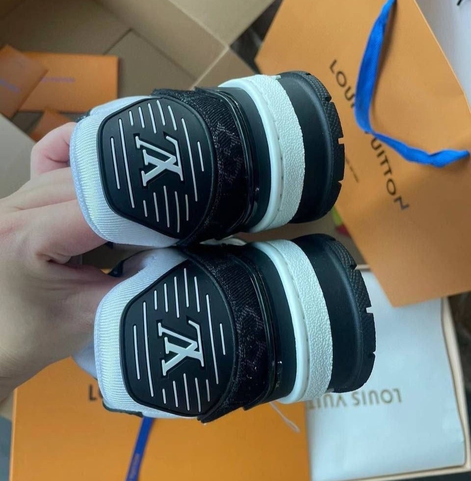 кроссовки louis vuitton trainer,кроссовки louis vuitton,кроссовки луи виттон,louis vuitton кроссовки мужские,кроссовки lv