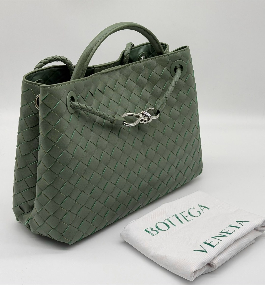женская сумка bottega veneta,сумка bottega veneta,боттега венета сумка,сумка bottega,сумка боттега венета бежевая