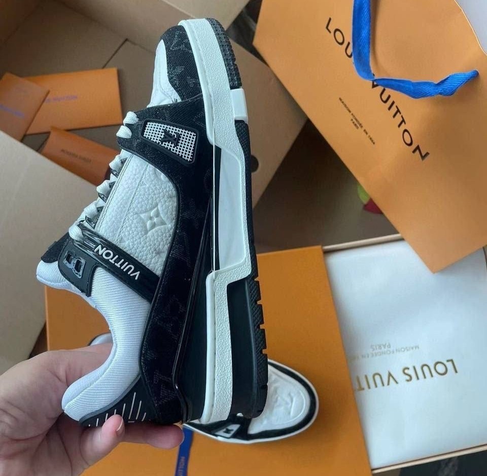 кроссовки louis vuitton trainer,кроссовки louis vuitton,кроссовки луи виттон,louis vuitton кроссовки мужские,кроссовки lv
