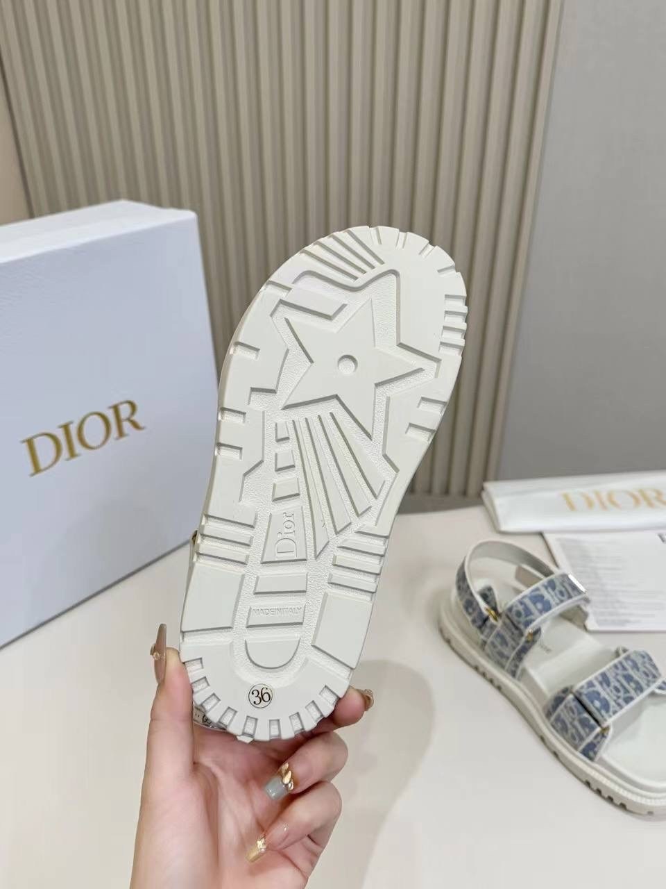 сандалии dior,женские летние сандалии диор,сандали диор,босоножки dior,босоножки кристиан диор