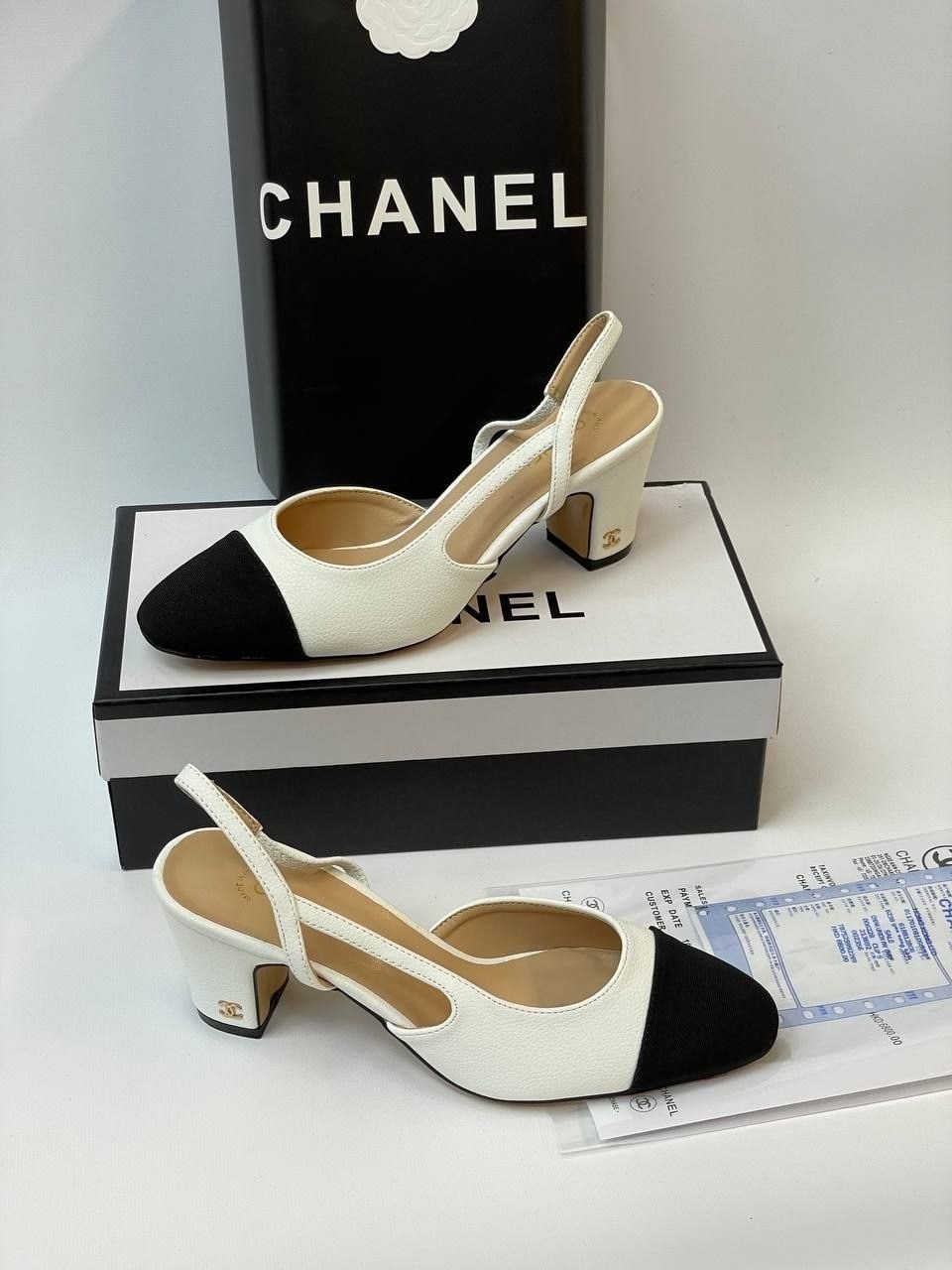 босоножки chanel,туфли chanel,кожаные белые босоножки chanel на среднем каблуке,босоножки женские chanel арт.153790,босоножки шанель на каблуке