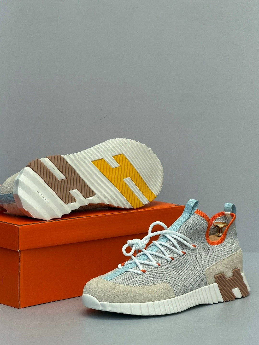 кроссовки hermes,кроссовки женский, мужской hermes искусственные материалы,мужские кроссовки hermes,кроссовки мужские и женские,повседневные кроссовки