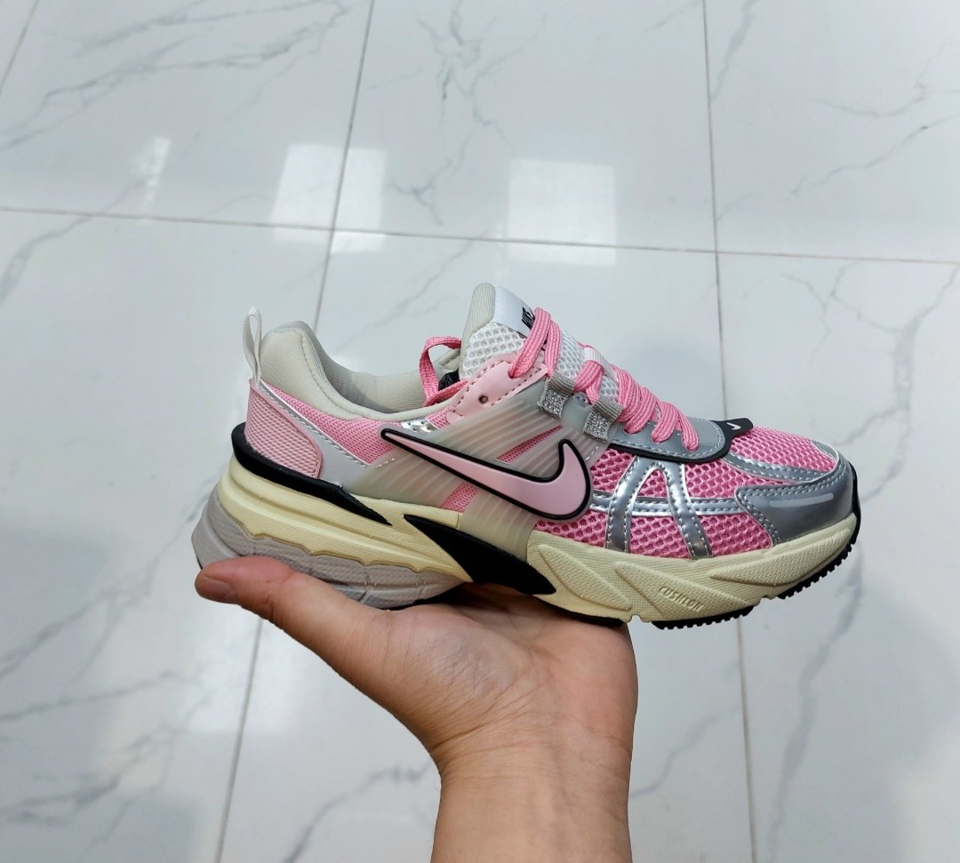 nike кроссовки женские,кроссовки nike v 2 k run,кроссовки nike,кроссовки,женские кроссовки