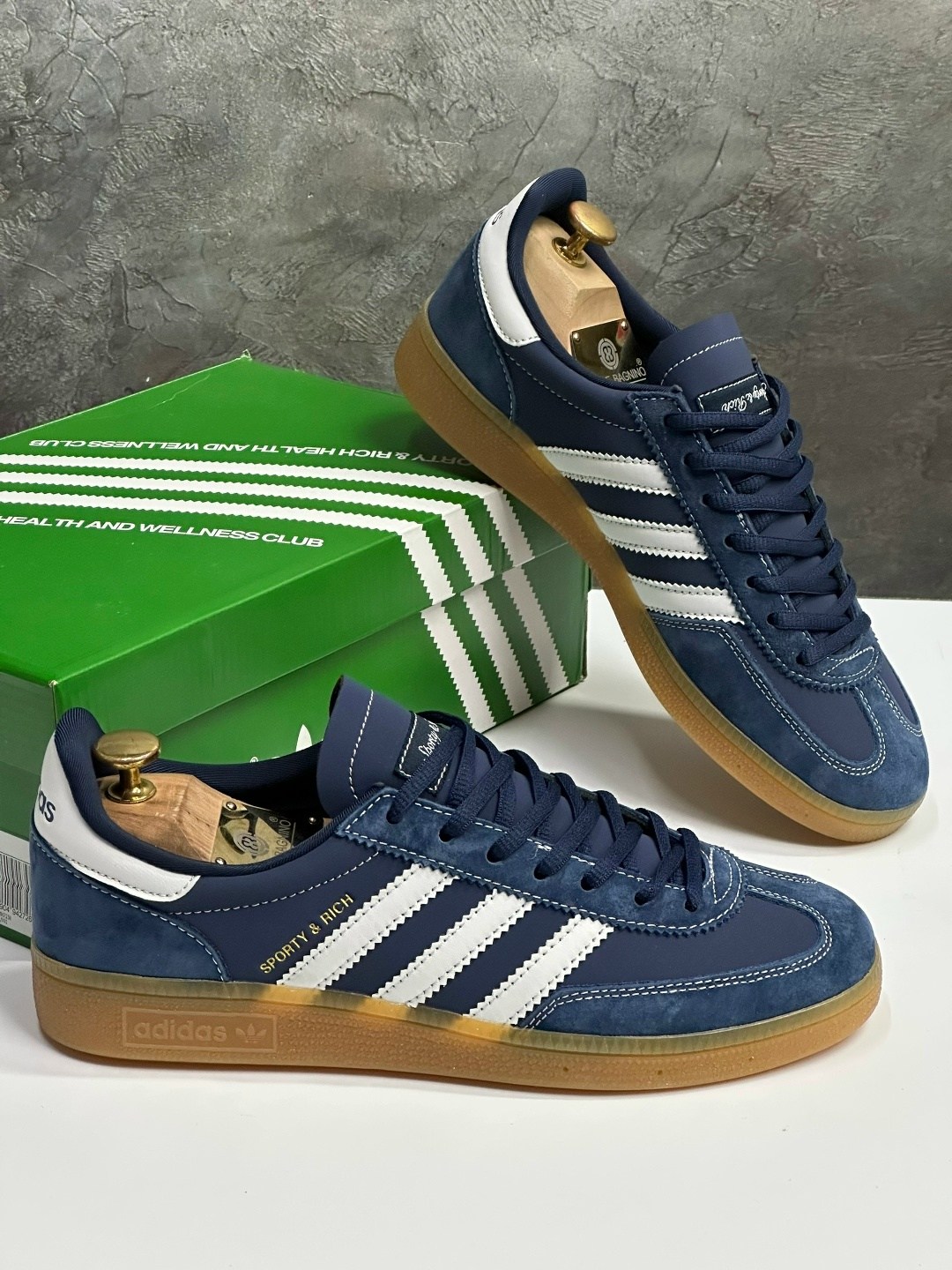 adidas handball spezial,кроссовки adidas sporty & rich x handball spezial 'night indigo',adidas originals handball spezial,кроссовки adidas,кроссовки spezial adidas