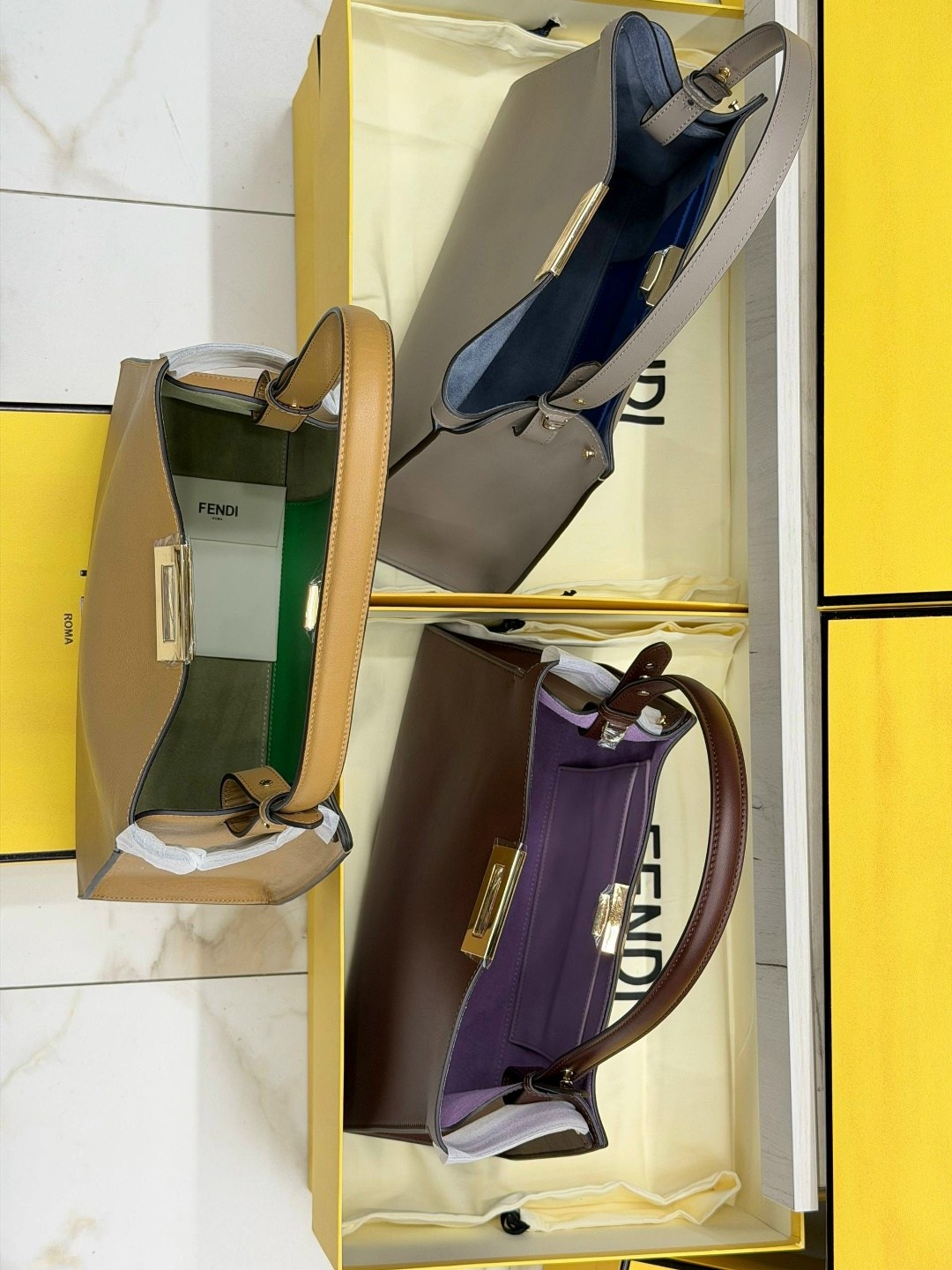 fendi женская сумка,сумка фенди,fendi сумка,сумка fendi peekaboo iseeu бежевая,fendi сумка тоут