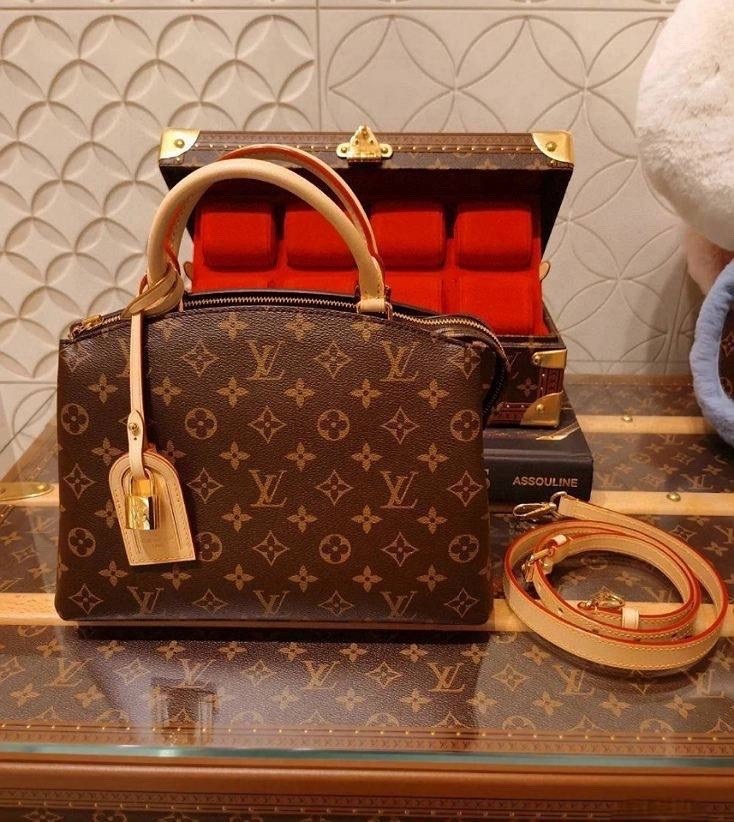 луи виттон сумка,сумкa louis vuitton,сумка женская для повседневного использования louis vuitton,сумка louis vuitton женская,louis vuitton speedy