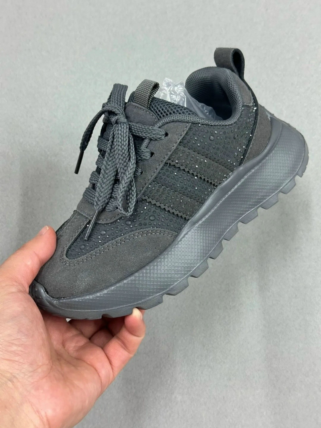 кроссовки adidas,кроссовки женские adidas,кроссовки женскиe,модные кроссовки,кроссовки