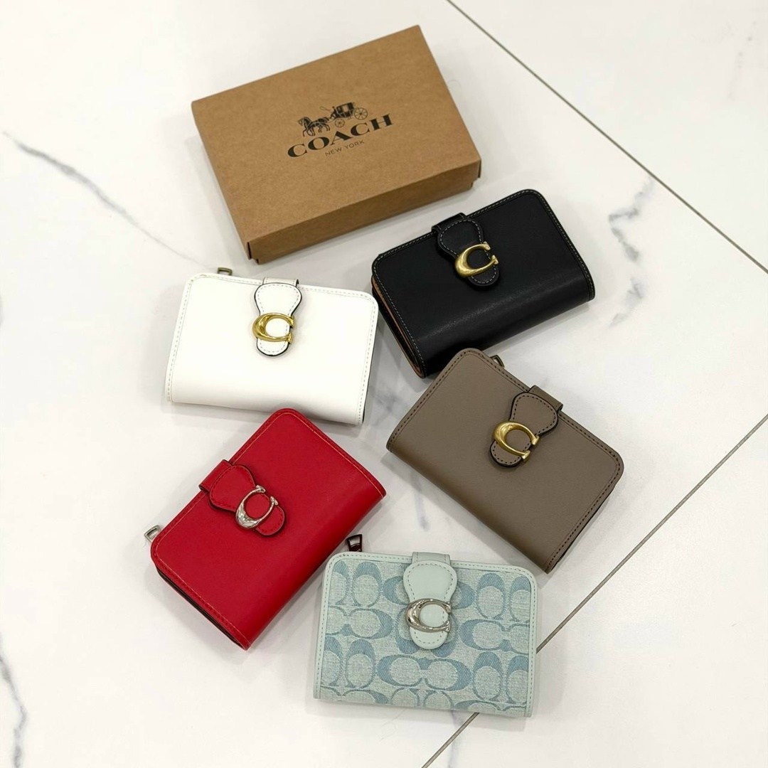 coach кошелек,женский кошелек coach,кошелек женский,стильный кошелек,кошелек средний