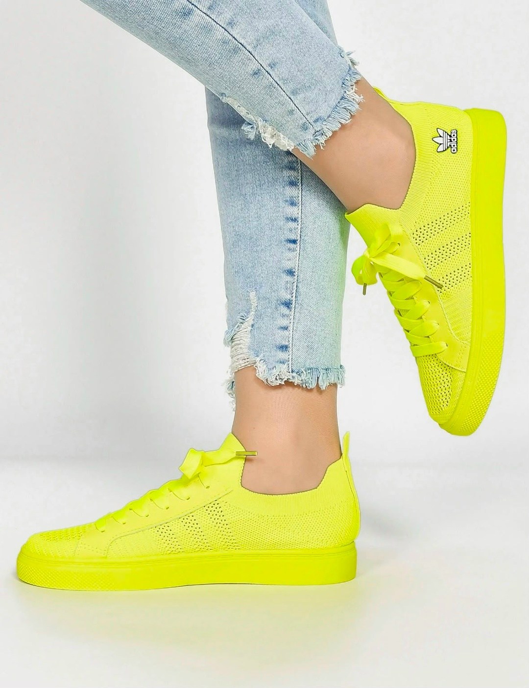 ,женские кроссовки,nike кроссовки женские,модные кроссовки,яркие кроссовки