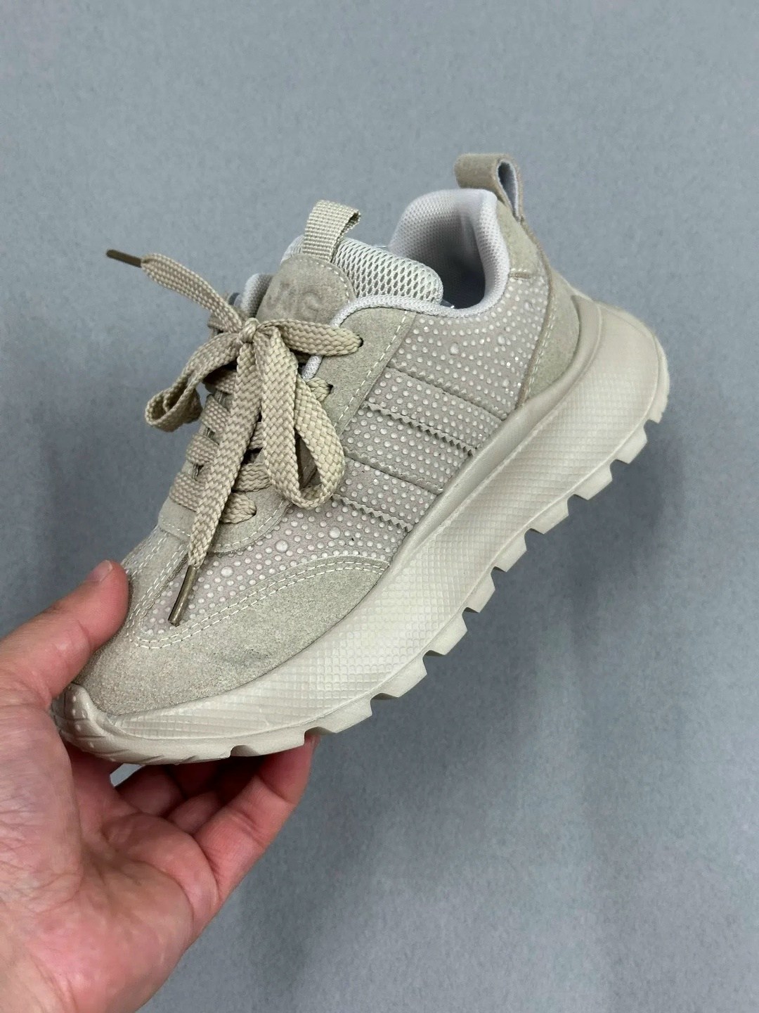 кроссовки adidas,кроссовки женские adidas,кроссовки женскиe,модные кроссовки,кроссовки