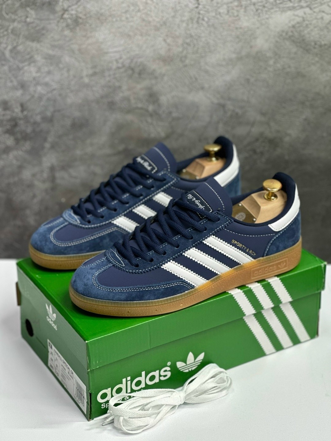 adidas handball spezial,кроссовки adidas sporty & rich x handball spezial 'night indigo',adidas originals handball spezial,кроссовки adidas,кроссовки spezial adidas