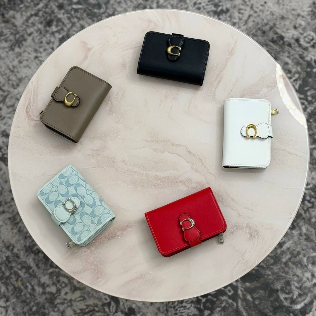 coach кошелек,женский кошелек coach,кошелек женский,стильный кошелек,кошелек средний
