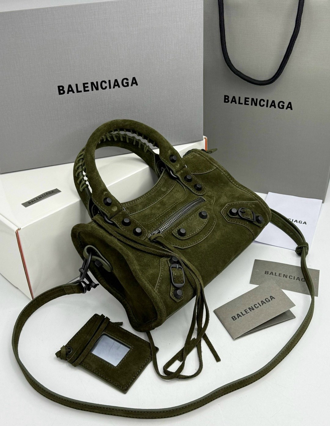 balenciaga сумка,сумка женская balenciaga,balenciaga balenciaga,balenciaga city bag,женская замшевая сумка