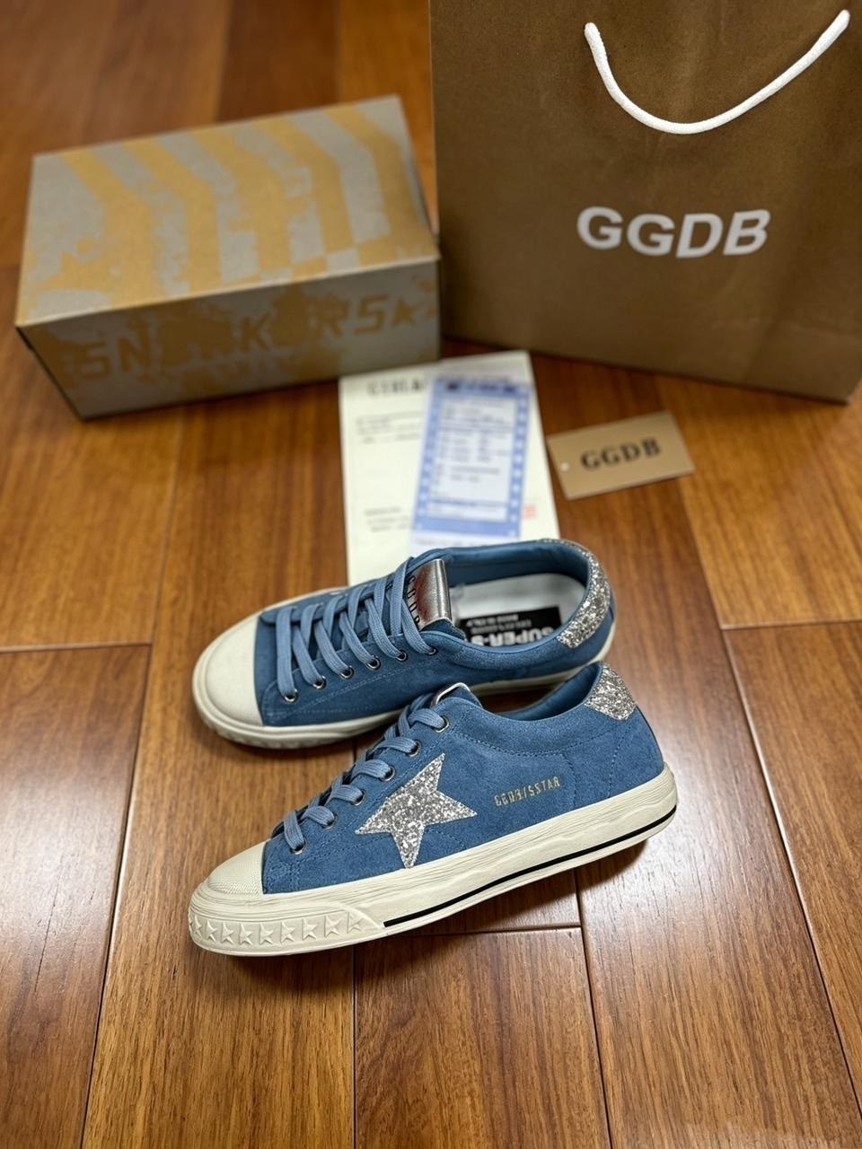 ,кроссовки golden goose,коричневые кроссовки ball star golden goose anthracite silver,мужские замшевые низкие кроссовки с вышитыми звездами superstar golden goose коричневый,кеды golden goose