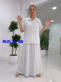 Костюм