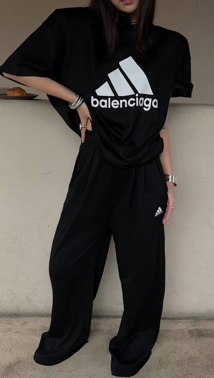 balenciaga x adidas,костюм женский,костюм спортивный,спортивные костюмы оверсайз,одежда стили