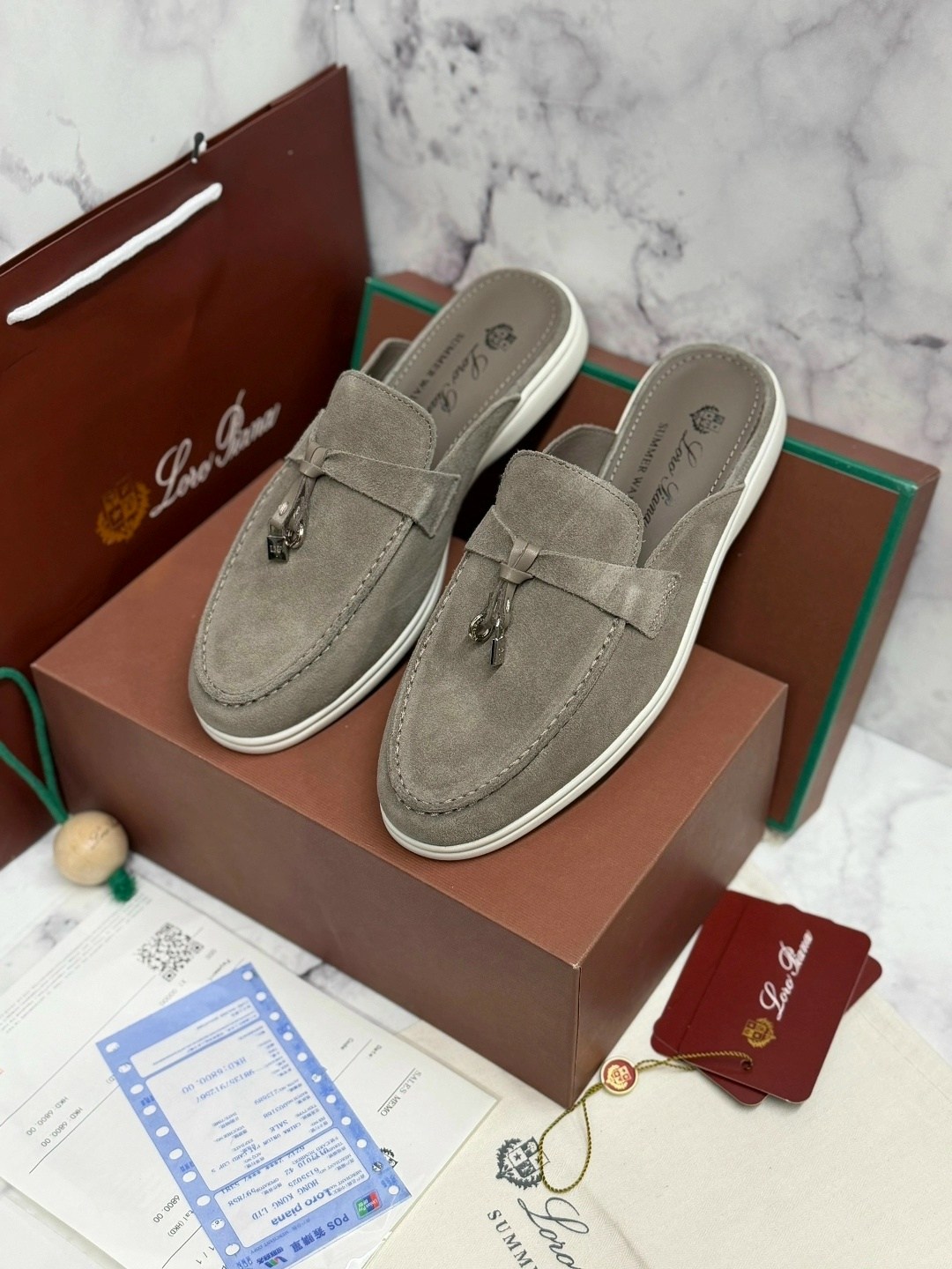 мюли loro piana,женские замшевые мюли loro piana голубые,,лоферы loro piana женские,loro piana лоферы
