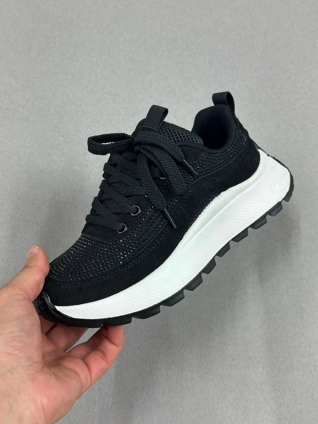 кроссовки adidas,кроссовки женские adidas,кроссовки женскиe,модные кроссовки,кроссовки