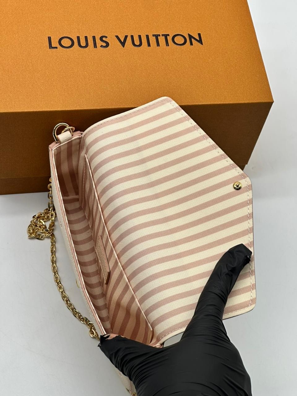 louis vuitton сумка,сумка на плечо louis vuitton,сумка женская louis vuitton,louis vuitton pochette,клатч