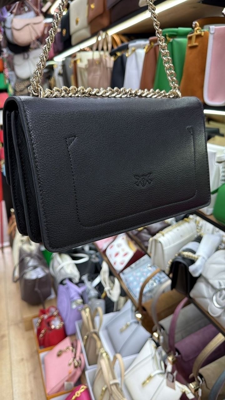 сумка pinko,сумка pinko женская,сумка pinko черная летняя солома,pinko сумка на плечо,сумка с цепочкой