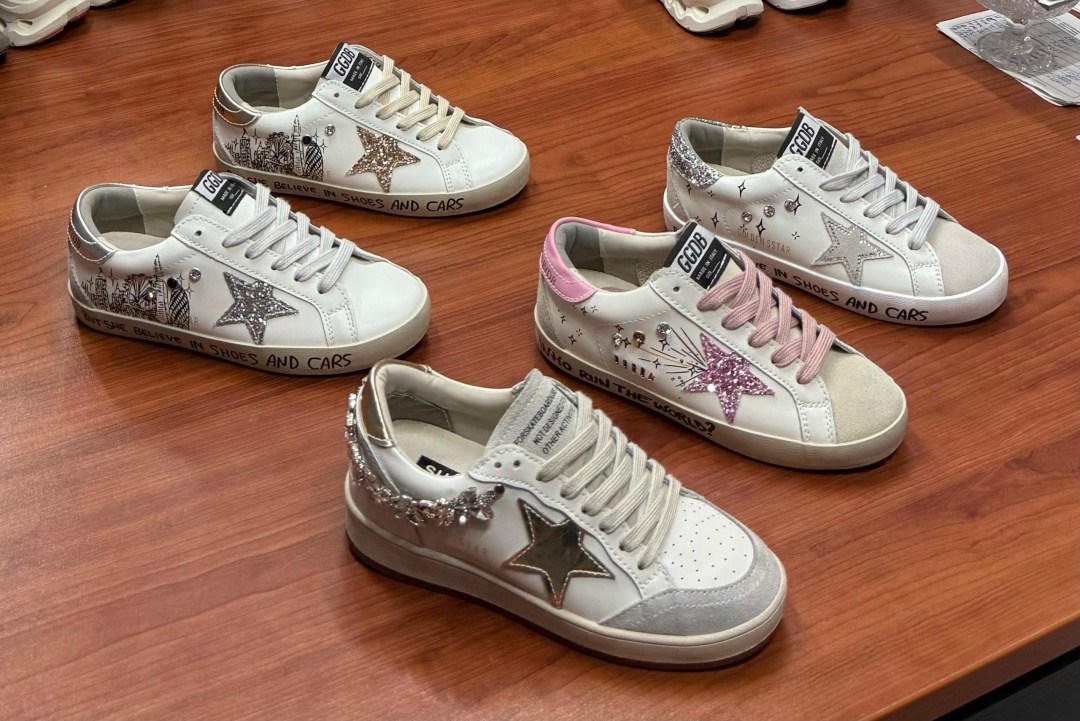 golden goose кроссовки,,женская ,женские кроссовки,кроссовки удобные