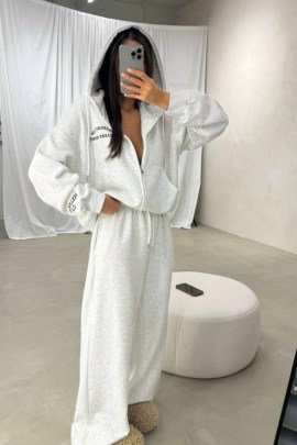 Костюм