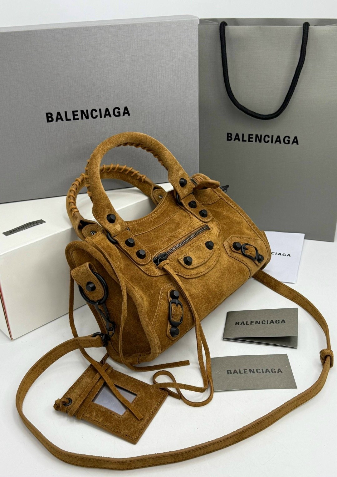 balenciaga сумка,сумка женская balenciaga,balenciaga balenciaga,balenciaga city bag,женская замшевая сумка