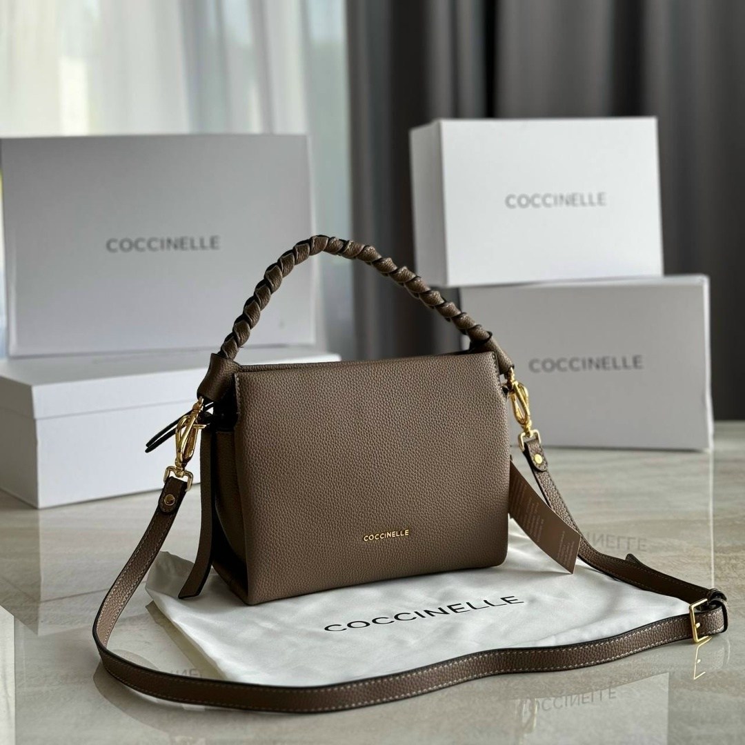 сумка coccinelle,сумка женская coccinelle черная,сумка coccinelle натуральная кожа,сумка из новои коллекции coccinelle,сумка женская coccinelle