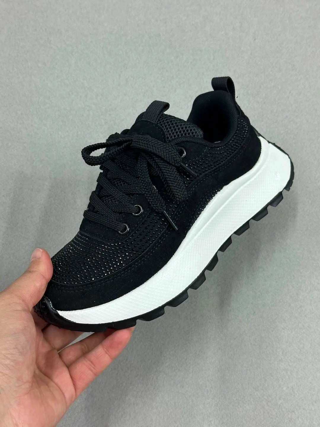 кроссовки adidas,кроссовки женские adidas,кроссовки женскиe,модные кроссовки,кроссовки
