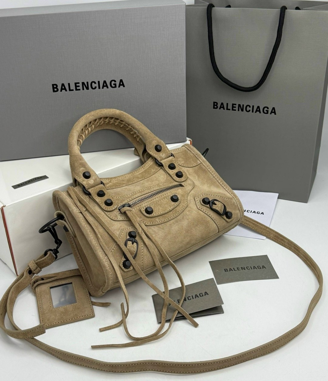 balenciaga сумка,сумка женская balenciaga,balenciaga balenciaga,balenciaga city bag,женская замшевая сумка