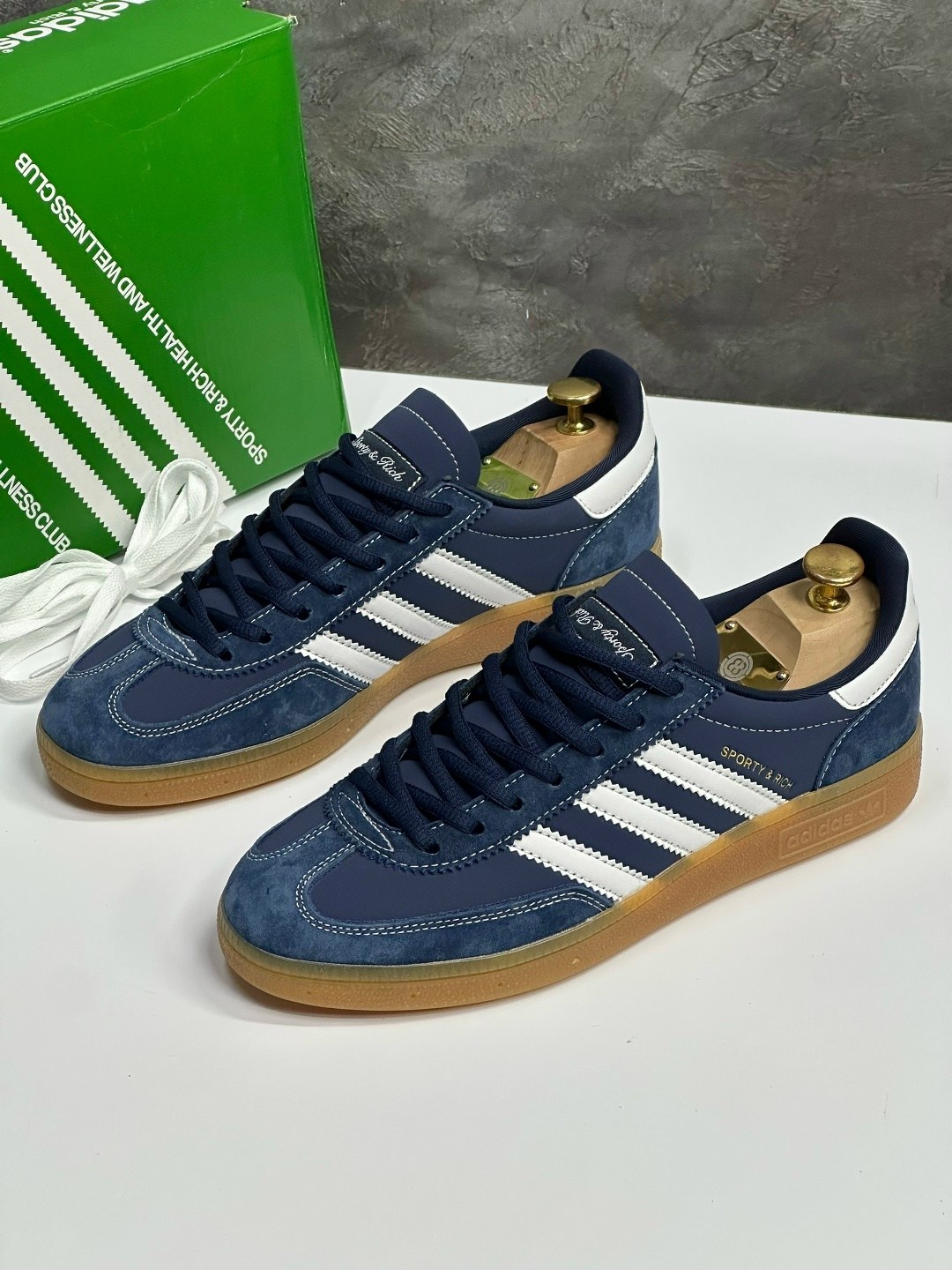 adidas handball spezial,кроссовки adidas sporty & rich x handball spezial 'night indigo',adidas originals handball spezial,кроссовки adidas,кроссовки spezial adidas