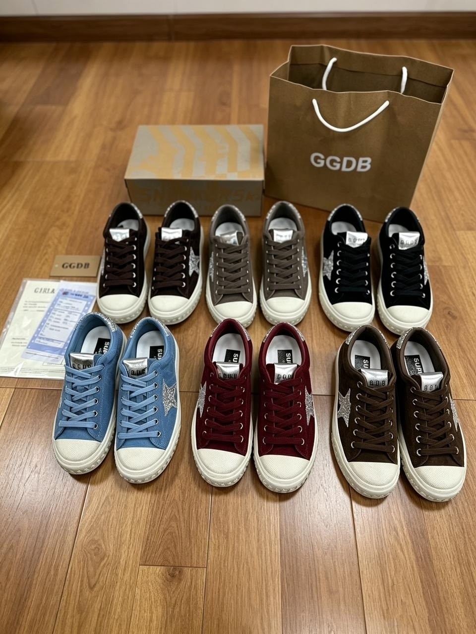 ,кроссовки golden goose,коричневые кроссовки ball star golden goose anthracite silver,мужские замшевые низкие кроссовки с вышитыми звездами superstar golden goose коричневый,кеды golden goose