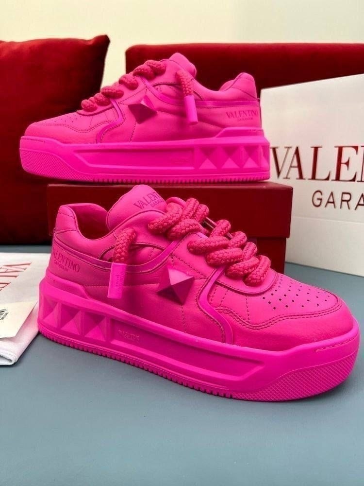 кроссовки валентино розовые,кроссовки женские valentino,кроссовки валентино женские розовые,valentino кроссовки,кроссовки valentino garavani one stud xl