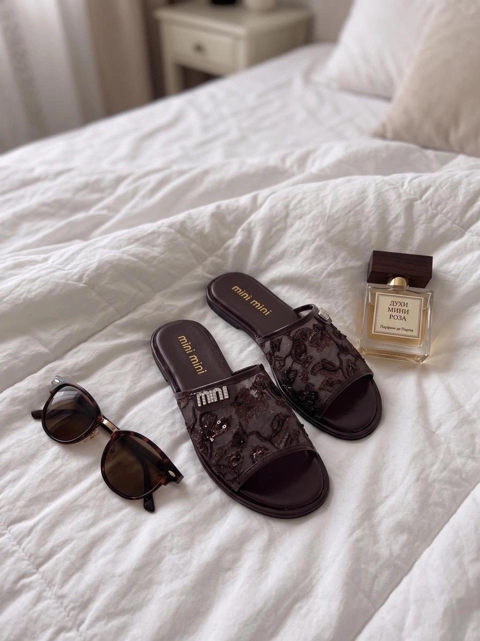 шлепанцы луи виттон,,louis vuitton shoes,женские шлепанцы,модные тапочки