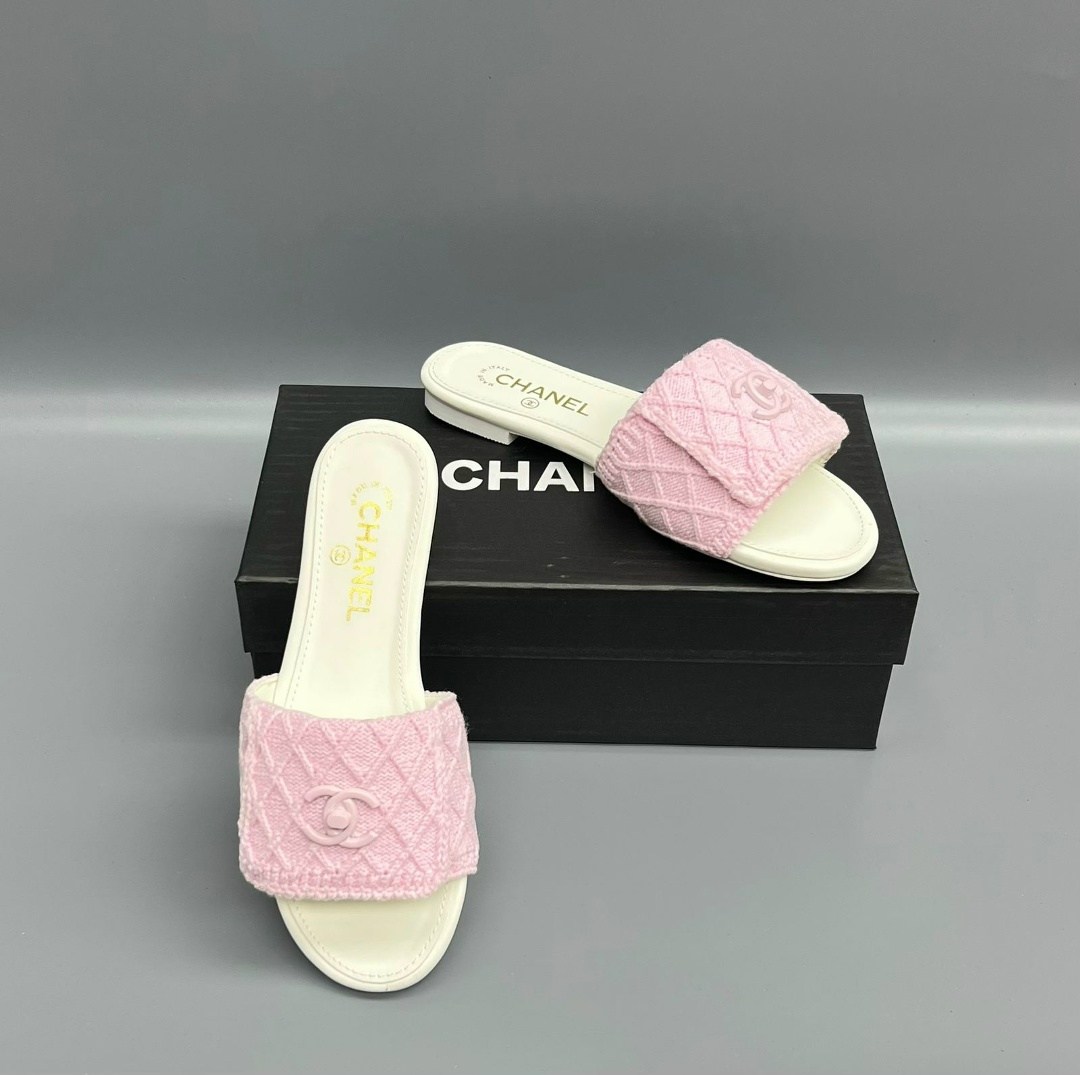 шлепанцы chanel,тапочки женские chanel,тапочки chanel,босоножки chanel,chanel шлепанцы женские