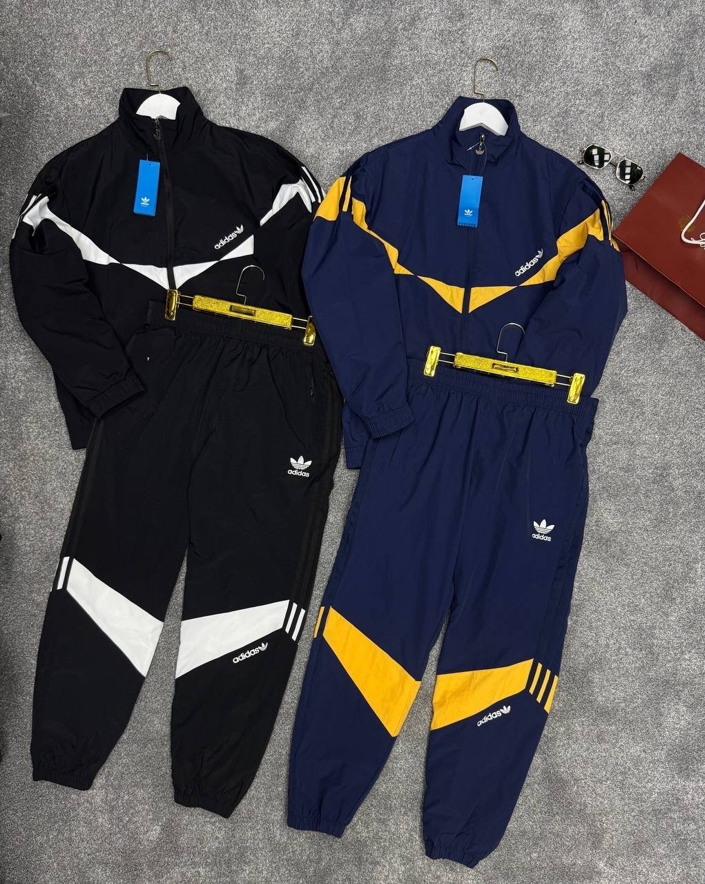 мужской спортивный костюм adidas,костюм спортивный adidas originals,костюм adidas 90 х,спортивный костюм adidas,спортивный костюм двойка adidas