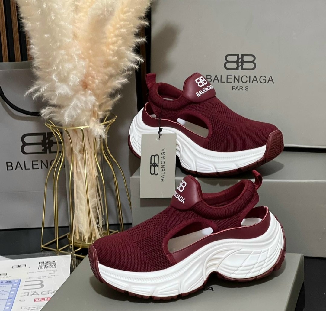 босоножки balenciaga,кроссовки balenciaga,balenciaga кроссовки женские,,босоножки баленсиага