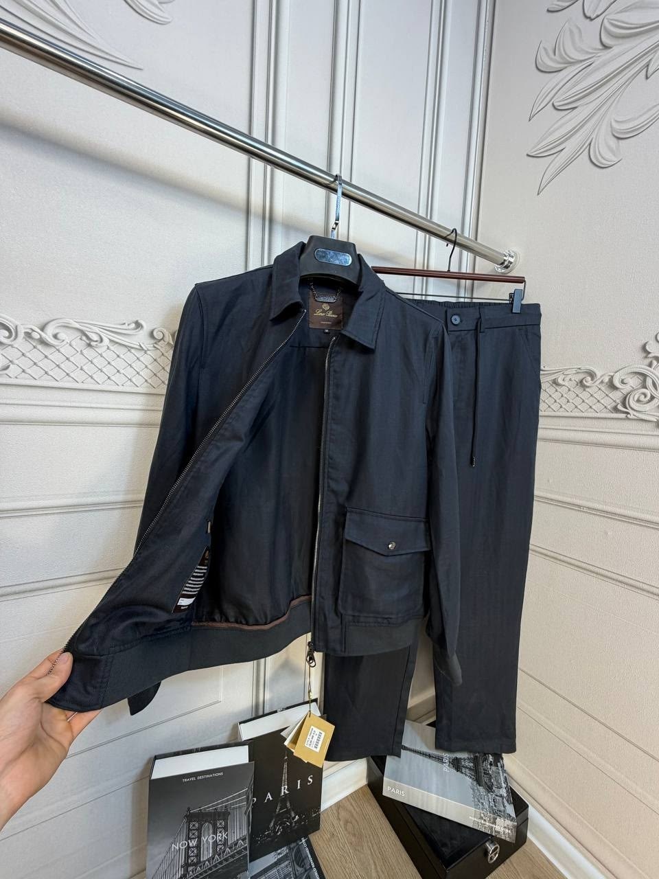 прогулочный костюм brunello cucinelli,костюм brunello cucinelli,костюм kiton,спортивный костюм brunello cucinelli