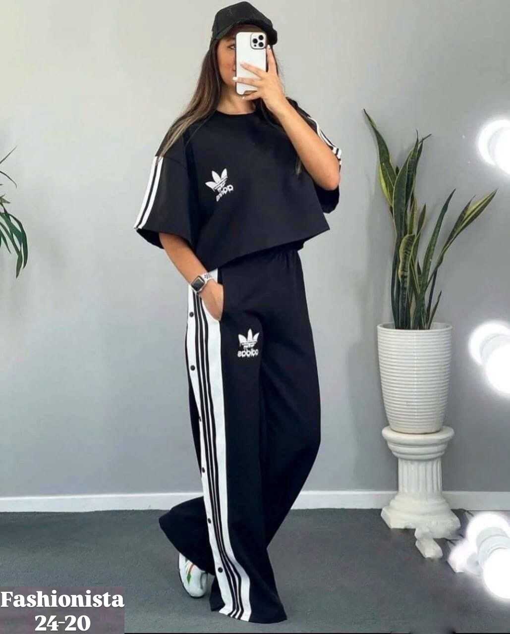 женский спортивный костюм adidas,спортивные костюмы женские,спортивные костюм,костюм с лампасами женский в спортивном стиле,женский костюм адидас