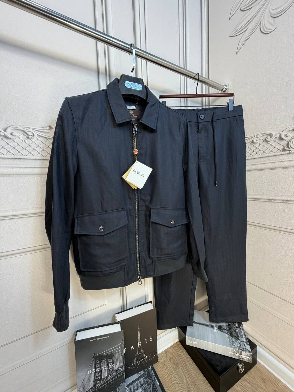 прогулочный костюм brunello cucinelli,костюм brunello cucinelli,костюм kiton,спортивный костюм brunello cucinelli