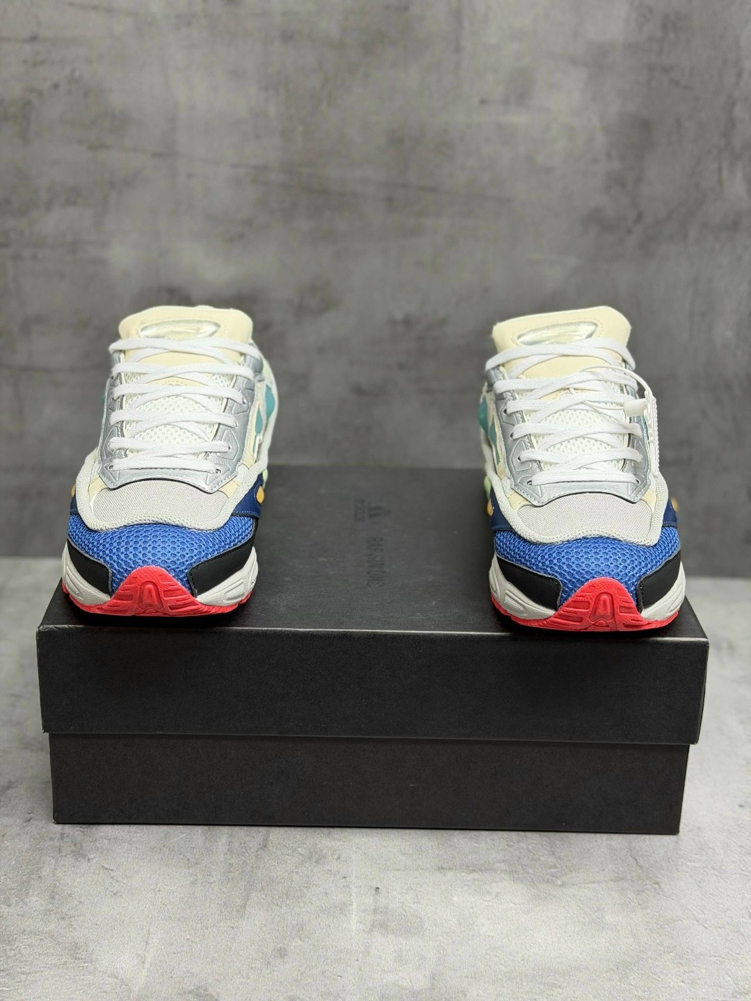 adidas raf simons ozweego 2,adidas raf simons ozweego,raf simons x adidas originals ozweego,адидас раф симонс озвиго 2,raf simons x adidas ozweego 2