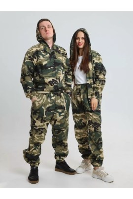 Костюм